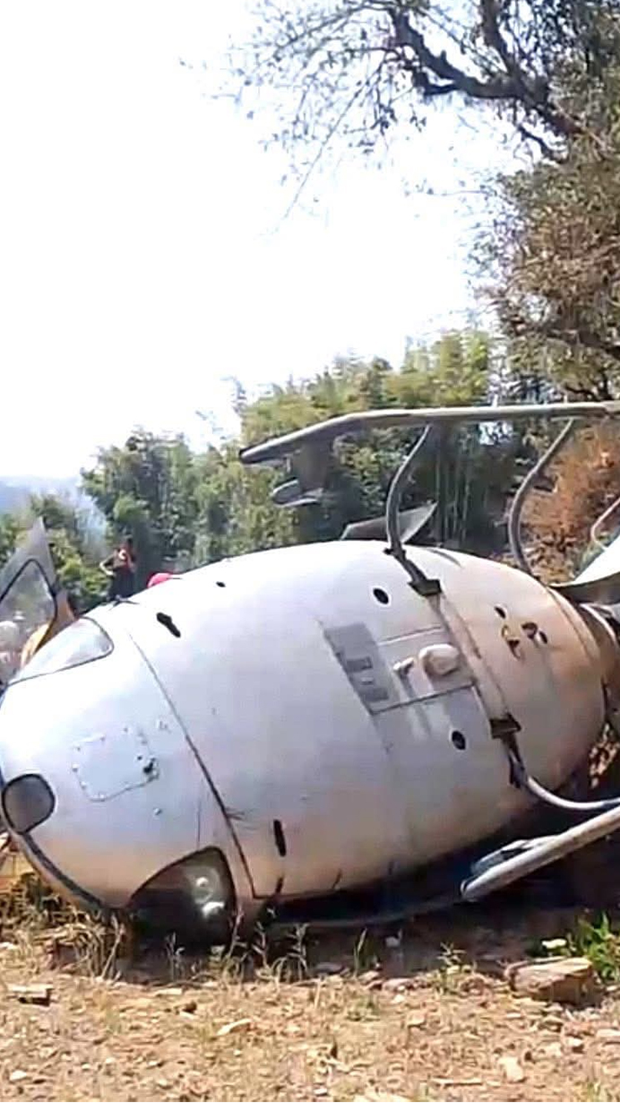 खोटाङमा हेलिकप्टर दुर्घटना, सबै जना सकुशल