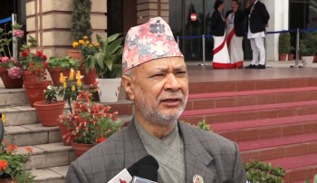 प्राज्ञहरुलाई शिक्षामन्त्रीको आग्रह : घाँस नखानुस्
