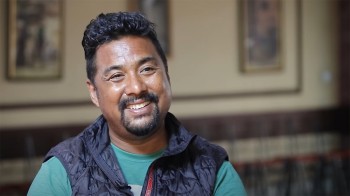 'यहाँ लुगा र पानी बाँड्नेहरु पनि नेता भए'