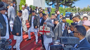 कर्मचारीको तलब बढेन, महंगी भत्ता ५ हजार पुर्‍याउने घोषणा 