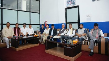 मध्यपहाडी लोकमार्ग यात्रामा माओवादी, नेताहरु पुगे डडेल्धुरा