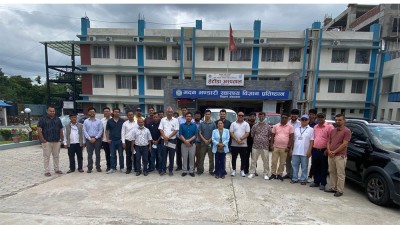 क्षतिपूर्ति भराएको बिरोधमा डाक्टरहरुले रोके बिरामीको उपचार