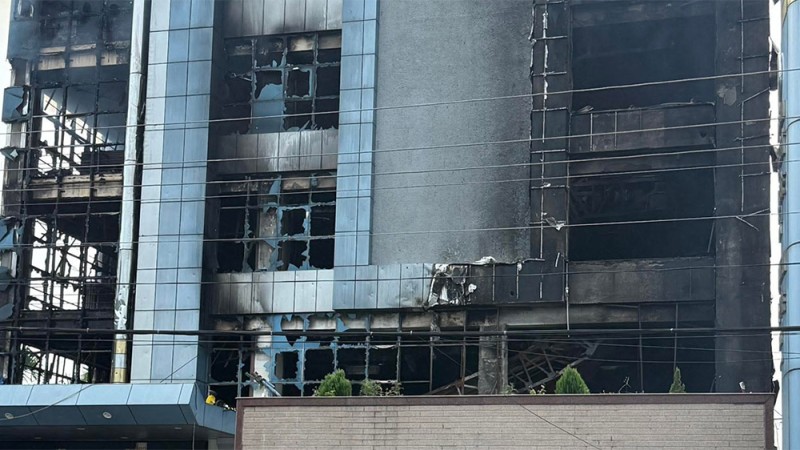 भाटभटेनीको चुच्चेपाटी स्टोरमा जलेको अवस्थामा ६ वटा शव भेटियो