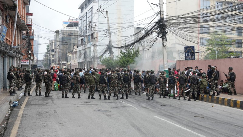डिल्लीबजार कारागारबाट भाग्न खोजेका कैदीबन्दीलाई सेनाले रोक्यो