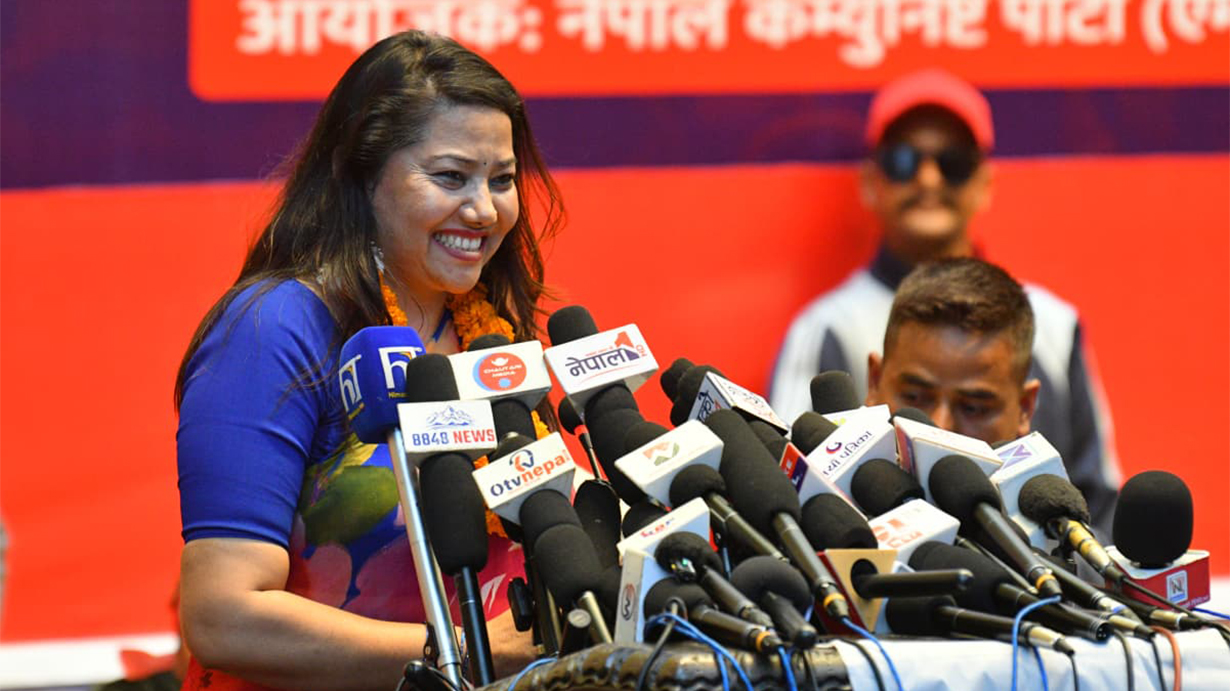 एमाले फर्केपछि रामकुमारी : अवसर खोज्दै आएकी होइन